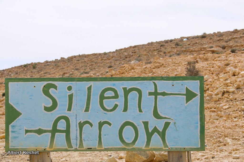 Hotel Silent Arrow à Mitzpe Ramon Extérieur photo
