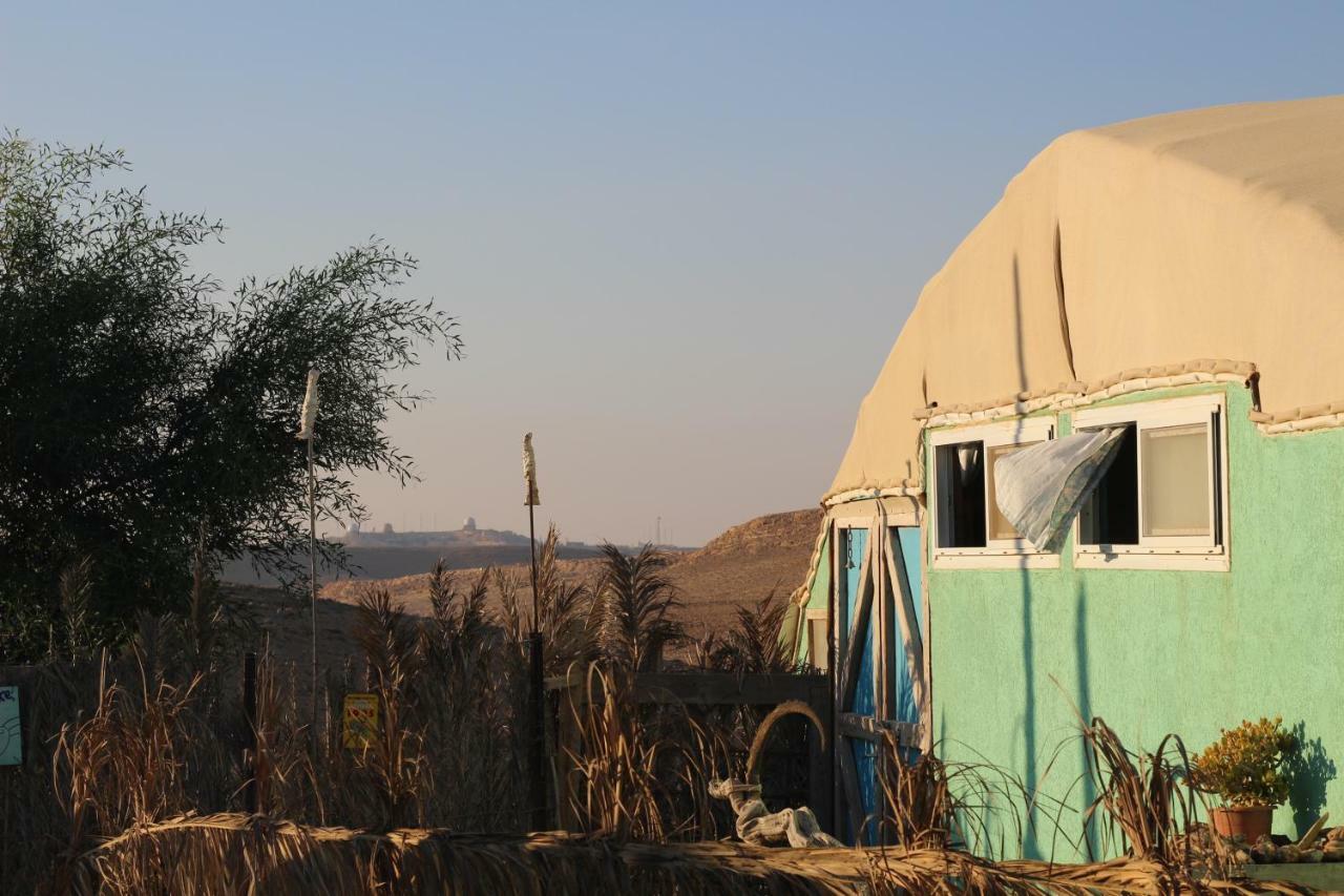 Hotel Silent Arrow à Mitzpe Ramon Extérieur photo